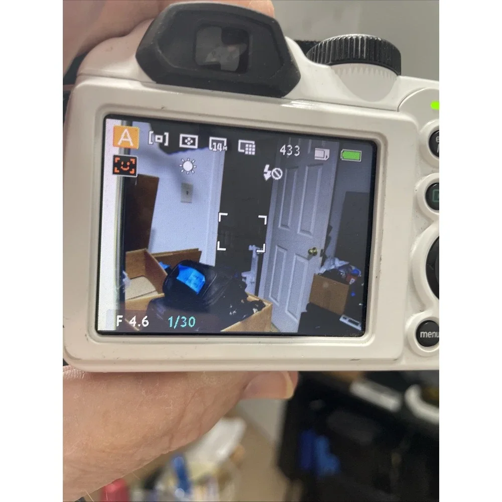 GE X5 Digital Camera 14.1 MP 15X Wide Zoom Image Stable +Battery+SD Card